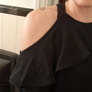 3/4 sleeve ruffle cold shoulder blouse